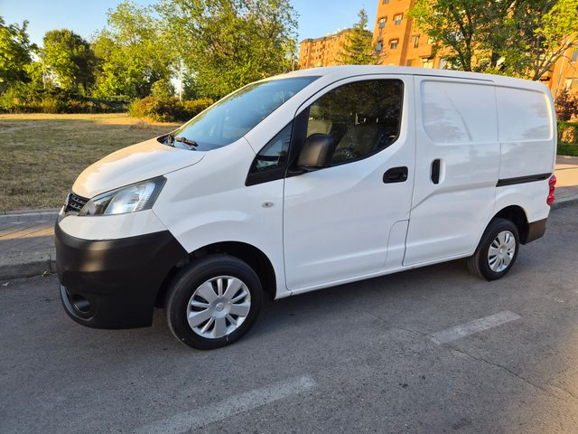 Nissan NV200 2015