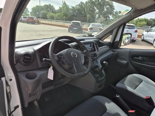 Nissan NV200 2015