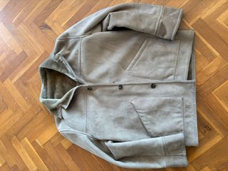 Chaqueta de piel con forro de pelo