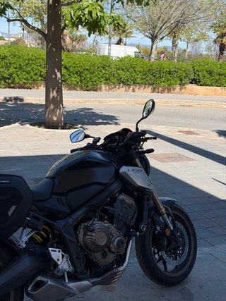 Honda CB650R Neo Sports Café | Quickshifter