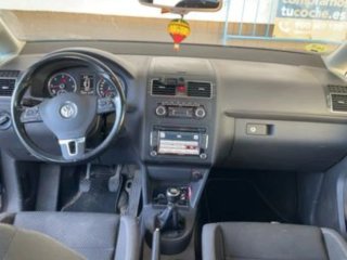 Volkswagen Touran 2011