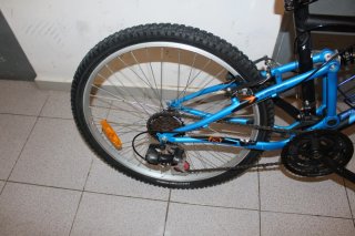 Bicicleta de montaña Btwin 24 pulgadas.
