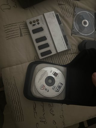 Lote de consolas mais jogos