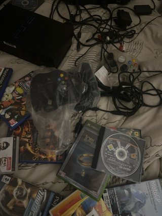 Lote de consolas mais jogos