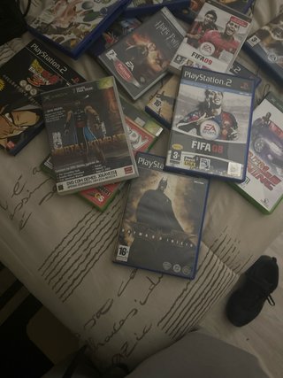 Lote de consolas mais jogos