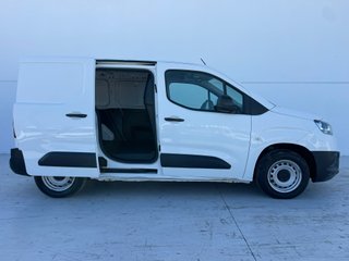 Toyota ProAce Furgón 1.5D 100cv. -Av. Motor- 7500€