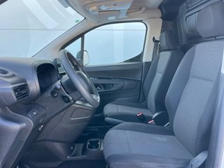 Toyota ProAce Furgón 1.5D 100cv. -Av. Motor- 7500€