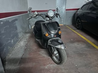 Aprilia Habana Custom Negra