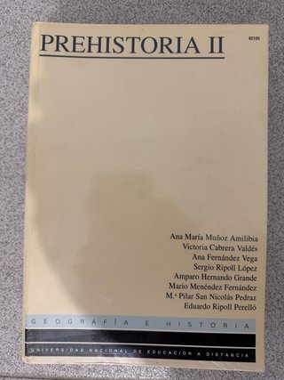 Libro Prehistoria II carrera geografía e historia