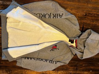 Sudadera Nike Air Jordan Gris