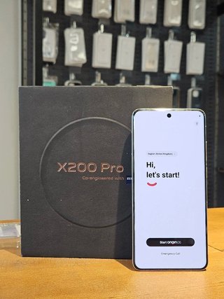 VIVO X200 PRO 512GB 16GB RAM TITANIUM