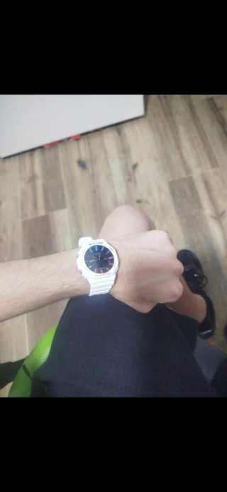 Reloj G-Shock Blanco Multicolor