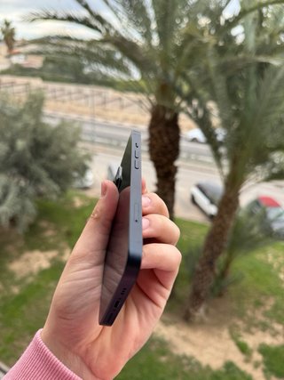 iPhone 14 - 100% Batería