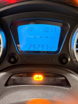 Piaggio MP3 300 Sport Negra 2023