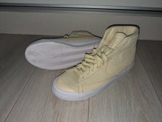 Zapatillas Nike Beige