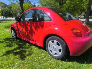 Volkswagen New Beetle Rojo 1.9 tdi full equip