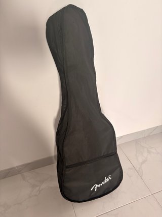 Guitarra Fender FA-15 Series 3/4 Como nueva +Funda