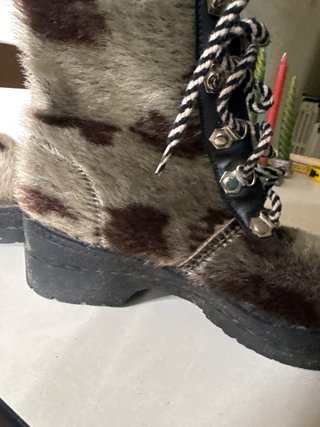 Botas de piel con pelo