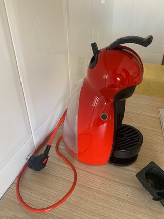 Cafetera Dolce Gusto Roja Krups