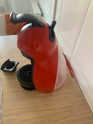 Cafetera Dolce Gusto Roja Krups