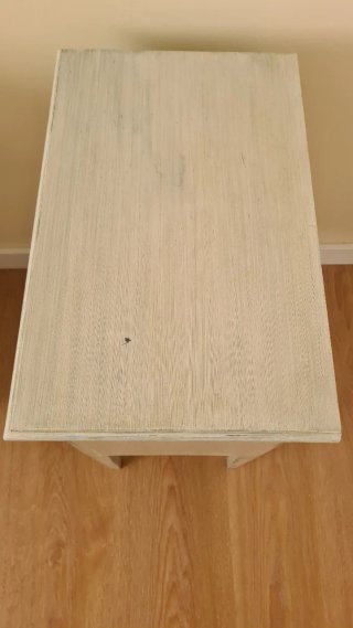 Mesita de noche/auxiliar madera