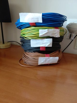 Rollos de Cable Eléctrico (Varios Colores)