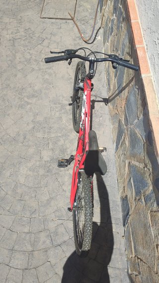Bicicleta MTB BH Roja Suspensión Delantera