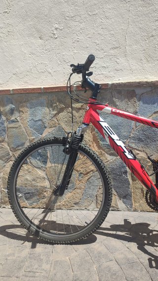 Bicicleta MTB BH Roja Suspensión Delantera