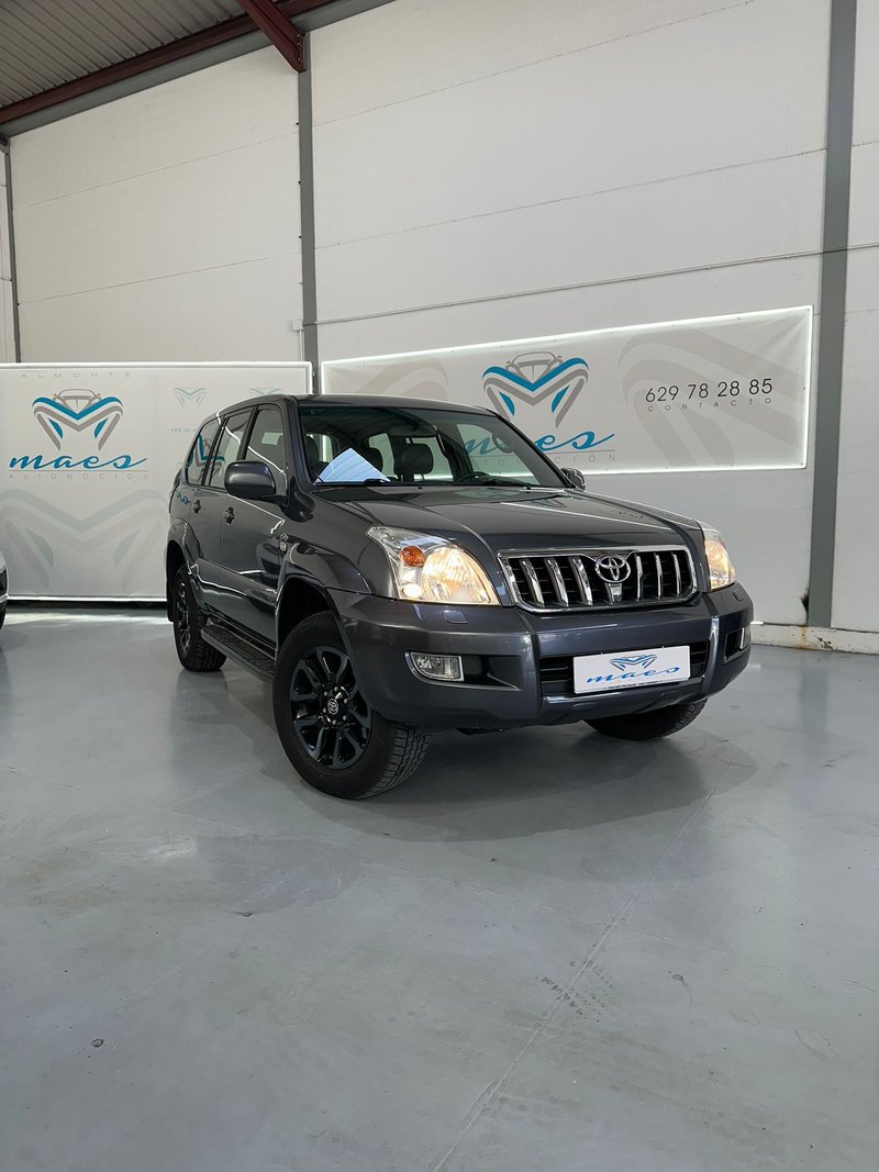 Toyota Land Cruiser 2008 - foto 1