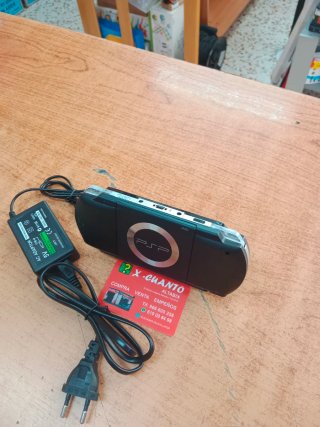 CONSOLA SONY PSP 1004 CON CARGADOR