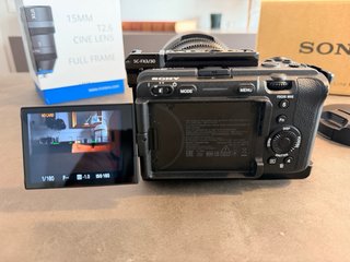 Sony FX30 + Objetivo Cine Irix 15mm