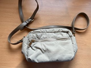 Bolso bandolera beige