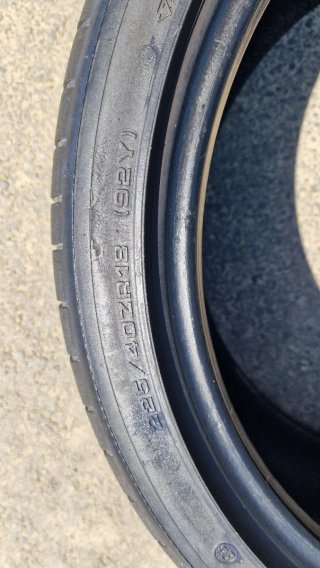Neumáticos 225/40/18