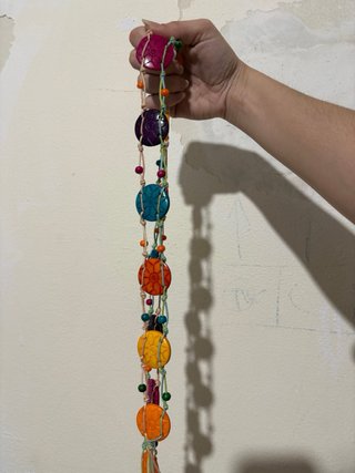 Cinturón boho con discos de colores