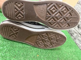 Converse Taglia 37