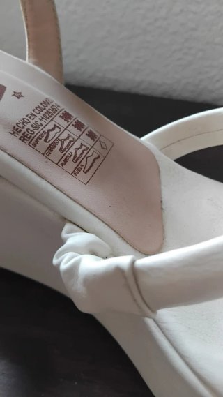Sandalias Mística Cuña Plataforma Blancas