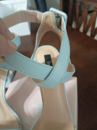 Sandali con tacco azzurri