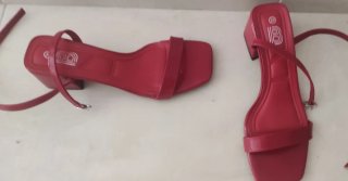 Sandalias rojas tacón mujer