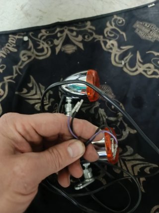 Frecce anteriori Harley Davidson