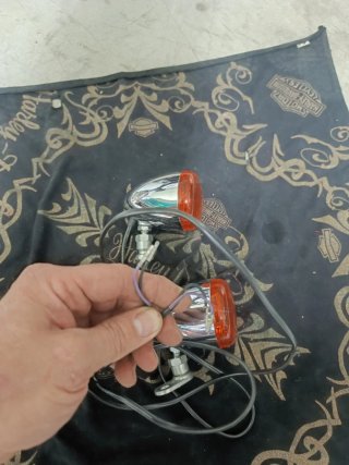 Frecce anteriori Harley Davidson