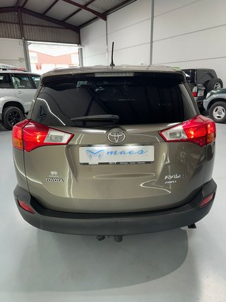 Toyota RAV4 2016