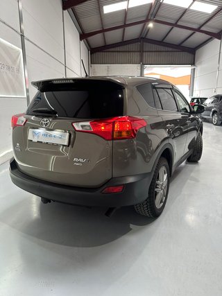 Toyota RAV4 2016