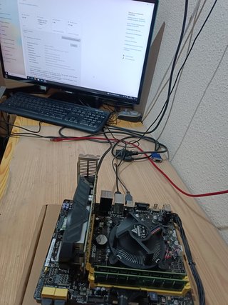 Lote: Core I5 6400 + 16GB RAM + placa base Asus