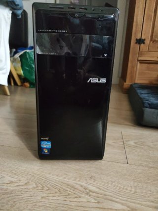 Torre PC ASUS Essentio Series Negra