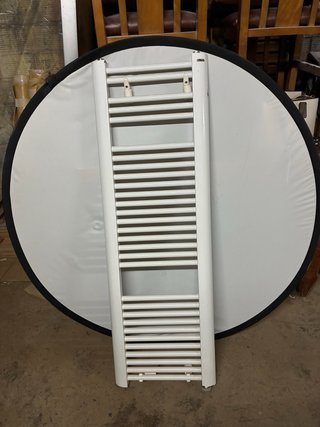 Radiador Toallero Blanco Metal