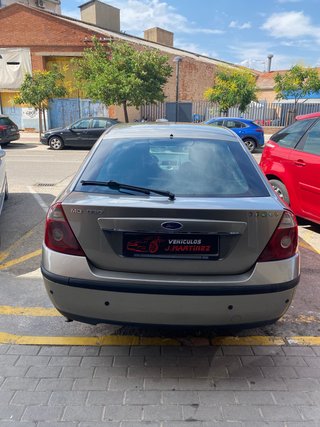 Ford Mondeo 1.8 110 cv