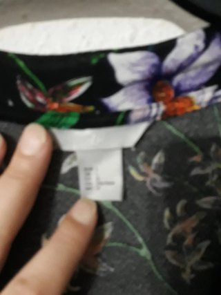 Vestido H&M floral negro manga larga