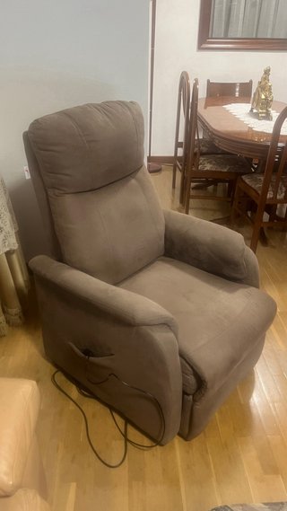 Sillón reclinable eléctrico con mando