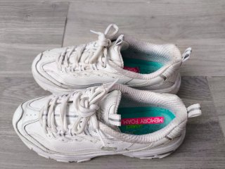 Zapatillas blancas schecter