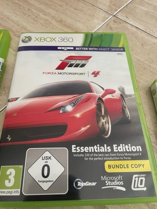 Xbox 360 con 6 giochi FIFA, Halo, Far Cry